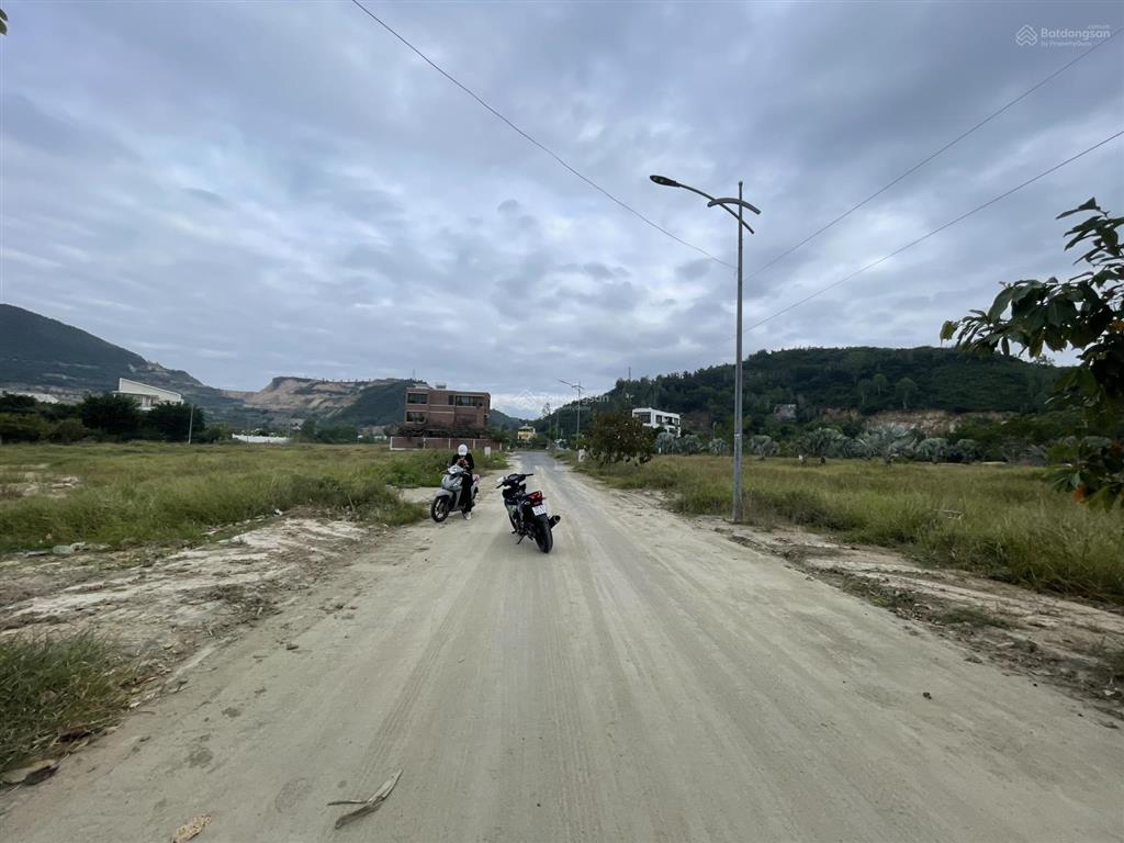 Lô biệt thự vị trí đẹp kđt sông tắc 305m2 ngang 15 giá 11tỷ 570tr