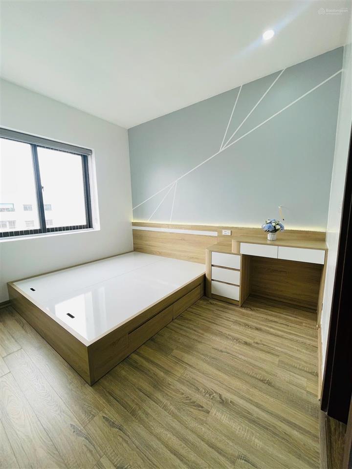 Chuyển công tác chính chủ bán 3 ngủ full nội thất đẹp chung cư nơ 5 bán đảo linh đàm giá 5.9x tỷ