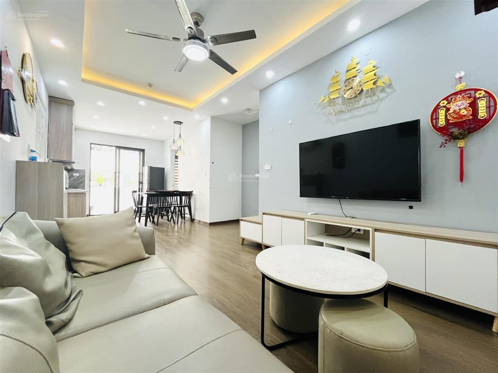 Chính chủ bán căn góc 2 ngủ 63m chỉ 2.8x tỷ chung cư hh linh đàm 0967 070 ***
