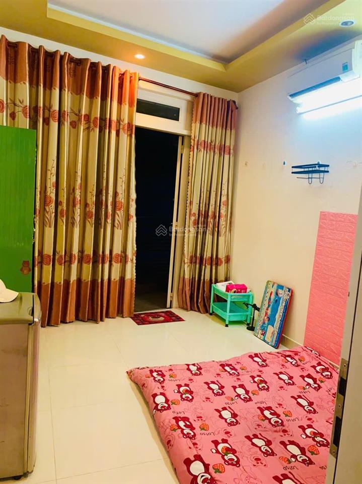 Chính chủ bán nhà 40/ trần quang diệu q3, dt 3x13m, 5 tầng, có hẻm sau