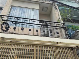 Mới  oto đổ cửa trần hưng đạo q1 thông nhiều hướng, nhà trệt 2 lầu, nở hậu tài lộc, giá tốt