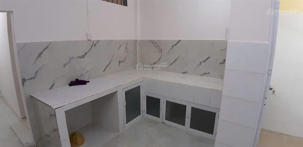 Nhà 3.6x14m (48m2), trệt 1 lầu, hẻm gần 4m cmt8 q3, cách mt tầm 30m, giá rẻ 8.5 tỷ tl