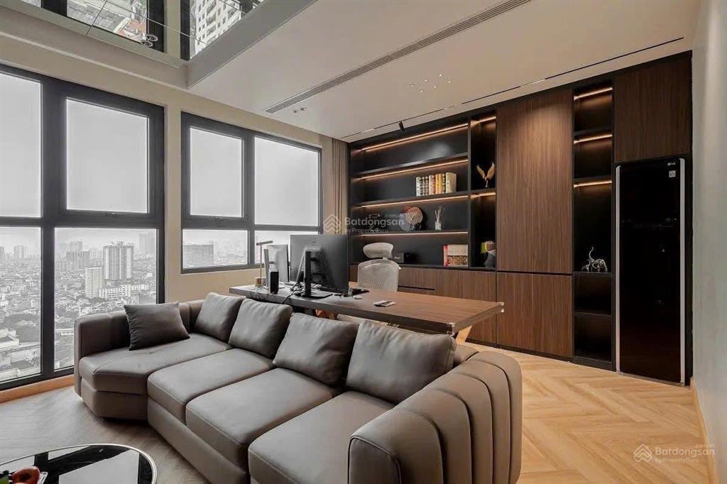 Bán căn góc 3 ngủ chung cư 27 lê văn lương, sẵn sổ, đầy đủ nội thất, giá 9,2 tỉ có thương lượng