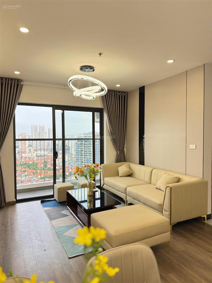 Bán căn góc 2 ngủ  pcc1 thanh xuân  77m, đầy đủ nội thất, sẵn sổ đỏ, có slot ô tô, 7 tỷ