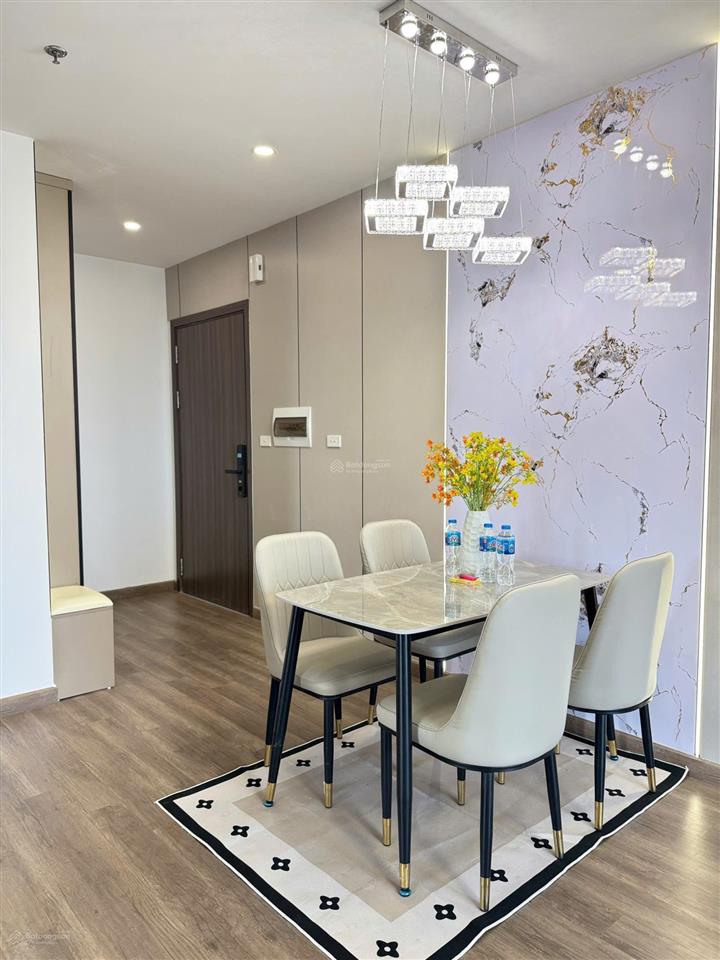 Bán căn góc 2 ngủ  pcc1 thanh xuân  77m, đầy đủ nội thất, sẵn sổ đỏ, có slot ô tô, 7 tỷ