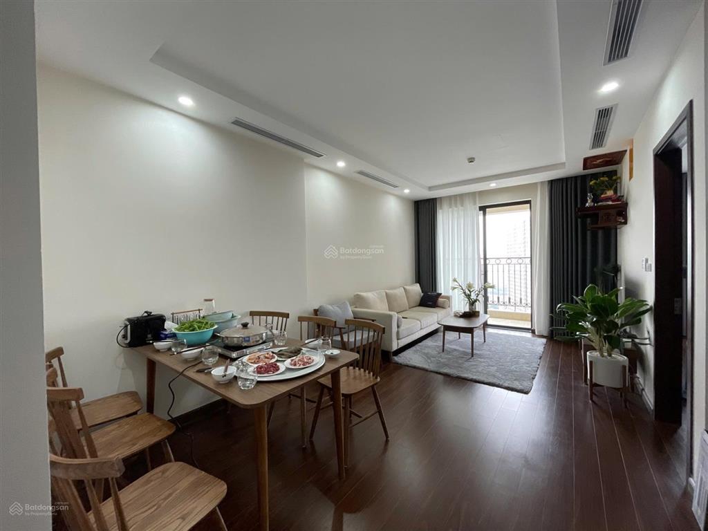 Bán căn 2 ngủ chung cư pcc1 triều khúc, sẵn sổ, đầy đủ nội thất, có slot ô tô, 5,3 tỷ có tl
