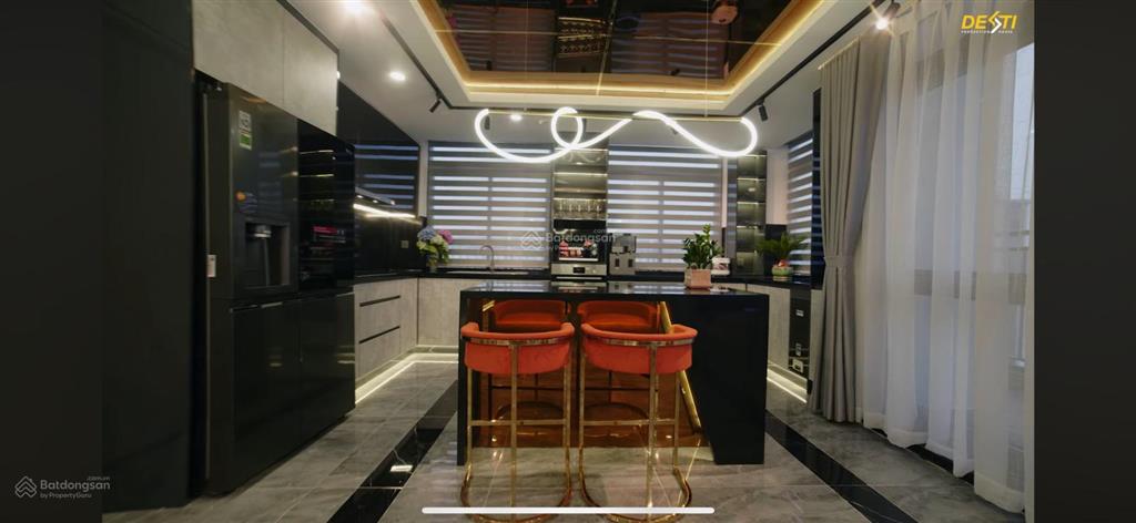 Bán căn 126m chung cư lancaster núi trúc, sẵn sổ, đầy đủ nội thất, có slot ô tô, 19.5 tỷ có tl