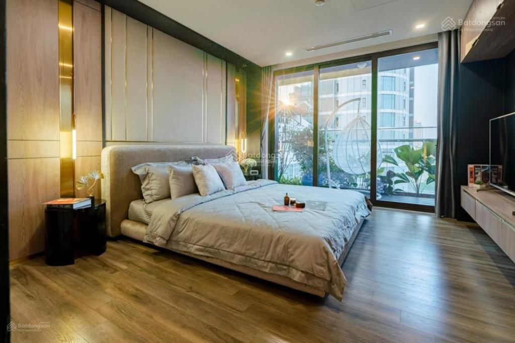 Bán 96m2 chung cư fafilm 19 nguyễn trãi (cạnh ngã 4 sở), sổ đỏ, nội thất đẹp, có slot ô tô, 7,8 tỷ