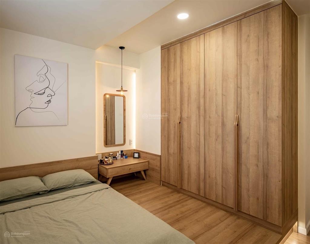 Bán căn góc ! 3 mặt thoáng chung cư 67 văn cao  ba đình, 3 ngủ sẵn sổ, nội thất đẹp, giá hơn 12 tỷ