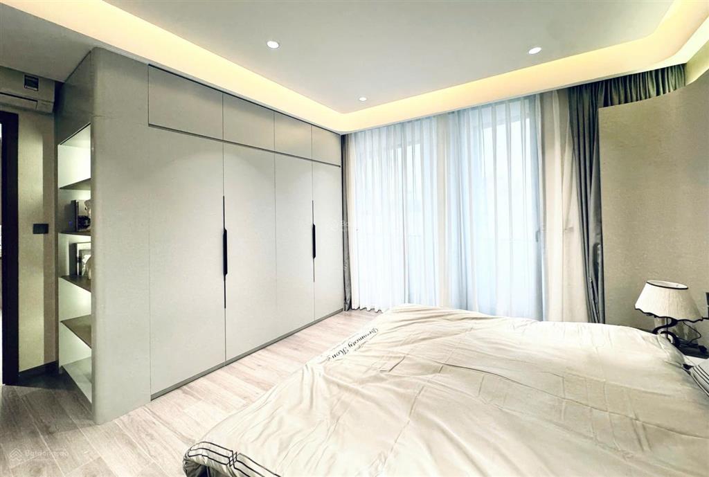 Bán căn góc 3 ngủ, 133m2, chung cư hh2 bắc hà  19 tố hữu (cạnh hầm chui tx), sẵn sổ, 8 tỷ