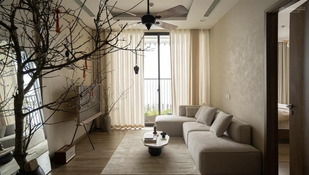 Mời thuê 3 ngủ, ban công đn chung cư golden west  số 2 lê văn thiêm, đầy đủ nội thất, 15 tr/ tháng