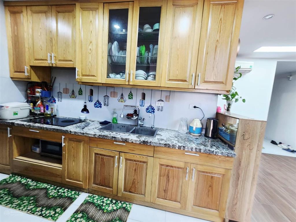 Cần bán gấp căn hộ chung cư flc star tower 418 quang trung hà đông, dt 80m2, 2pn, 2vs,