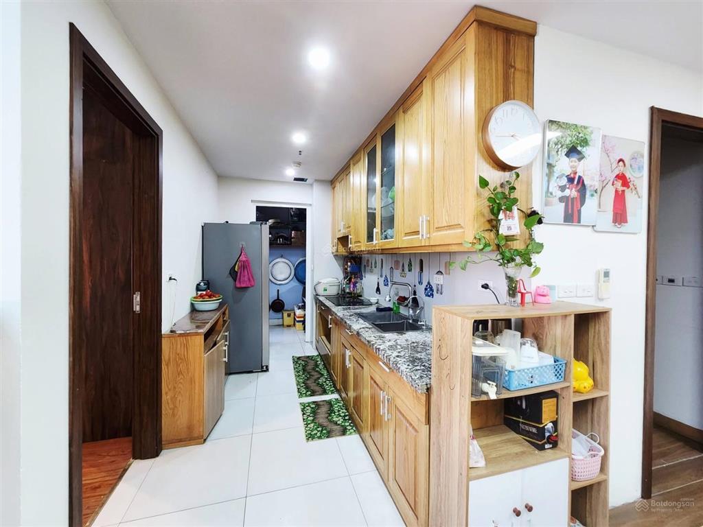 Cần bán gấp căn hộ chung cư flc star tower 418 quang trung hà đông, dt 80m2, 2pn, 2vs,
