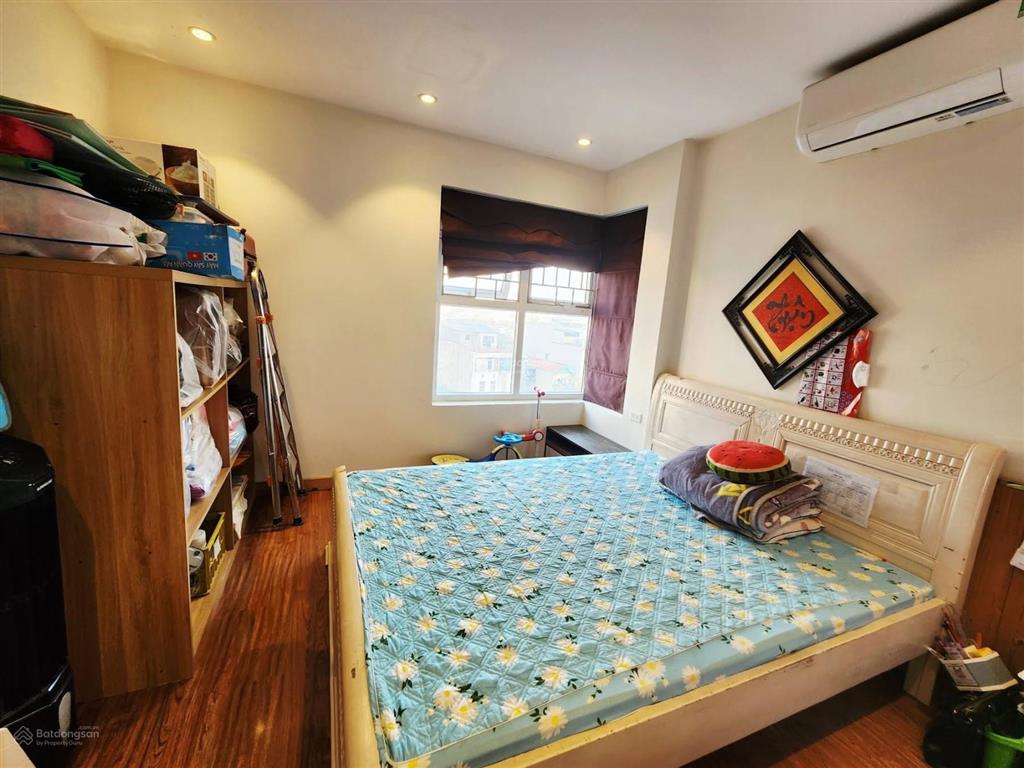 Cần bán gấp căn hộ chung cư flc star tower 418 quang trung hà đông, dt 80m2, 2pn, 2vs,