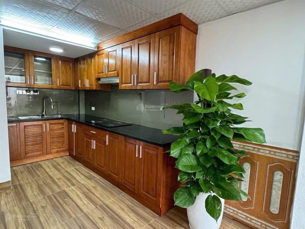Cần bán nhà yên nghĩa hà đông, dt 36m2, 2 tầng, mt 4,5m, oto đỗ cách nhà 30m, ngõ nông sát chợ