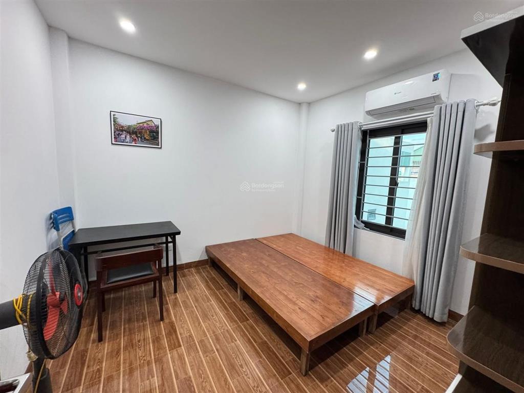 Bán nhà mặt phố yên nghĩa hà đông, diện tích 42m2 5 tầng, mt 3,5m, lô góc, oto tránh, kinh doanh