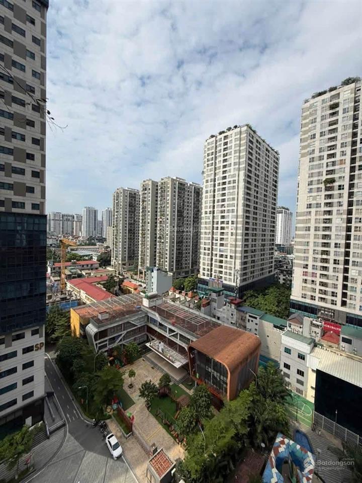 Bán căn hộ goldseason, 47 nguyễn tuân trung tâm thanh xuân, 2pn, 2wc, có slot ô tô