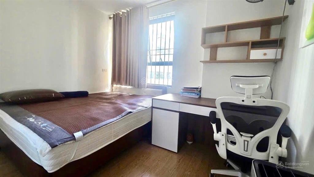 Căn hộ góc 2pn view thoáng full nội thất giá chỉ 4,4 tỷ tại tòa vov mễ trì