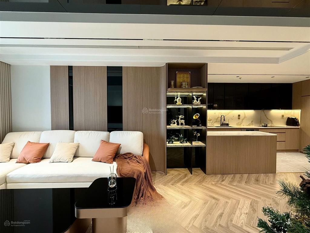 Cần bán nhanh căn góc 3pn hoa hậu tầng đẹp hướng view đông nam view thoáng vip nhất khai sơn city