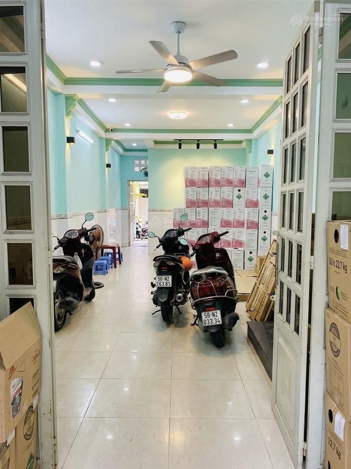 Bán nhà ngay đầm sen, thoại ngọc hầu (4x20m) đường xe hơi 8m vào nhà. chỉ 7 tỷ