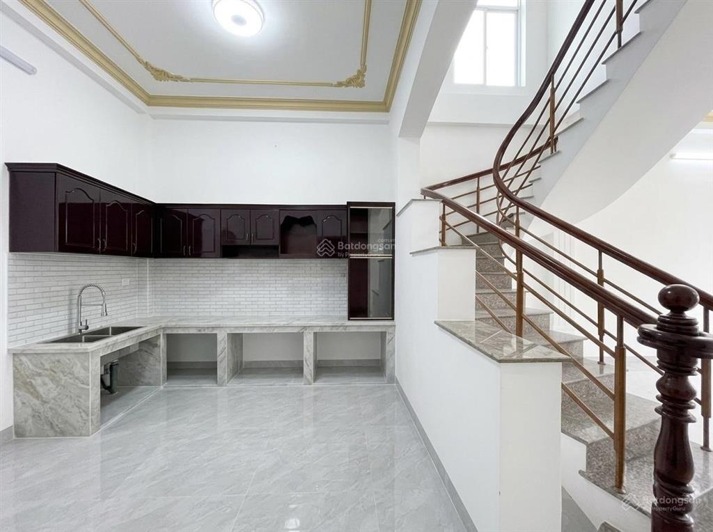 Chủ nhiệt, từ 8 tỉ về 6,9 tỉ  nhà hẻm xe hơi ngay cạnh khu bàu cát, đồng đen. ngang lớn gần 5m.