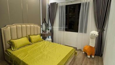 Bán nhà trung tâm phường bồ đề 25m 5 tầng giá 5,8 tỷ ngõ nông gần ô tô vị trí đẹp gần hồ lâm du