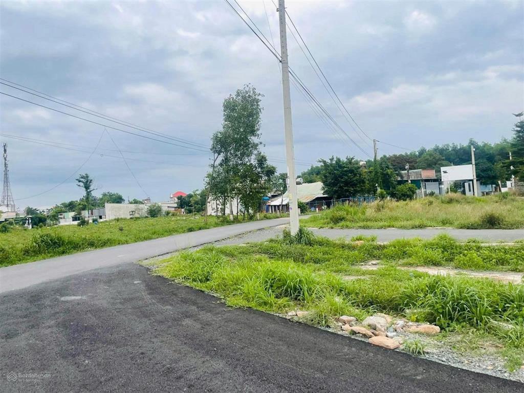 Đất kcn an phước, dt 92,3m2, thổ cư, giá 1 tỷ 350