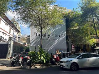 Bán khuôn đất lớn mt trần hưng đạo, quận 1 (14 x 18.5m) cn 250m2, 3 tầng, hđt 185tr/th, giá 98 tỷ