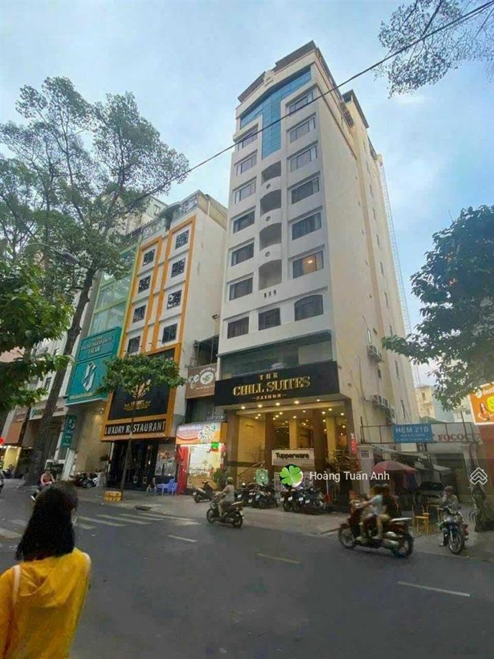 Bán khách sạn mt lê thánh tôn, bến thành, quận 1 dt 7.3x25m hầm + 10 tầng, hđt 650tr, giá 245 tỷ