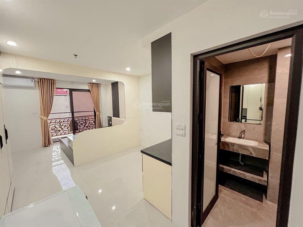 Bán nhà phân lô, hoàng quốc việt, 6 tầng, thang máy, kinh doanh, 70m, 2x tỷ, 0903 784 ***