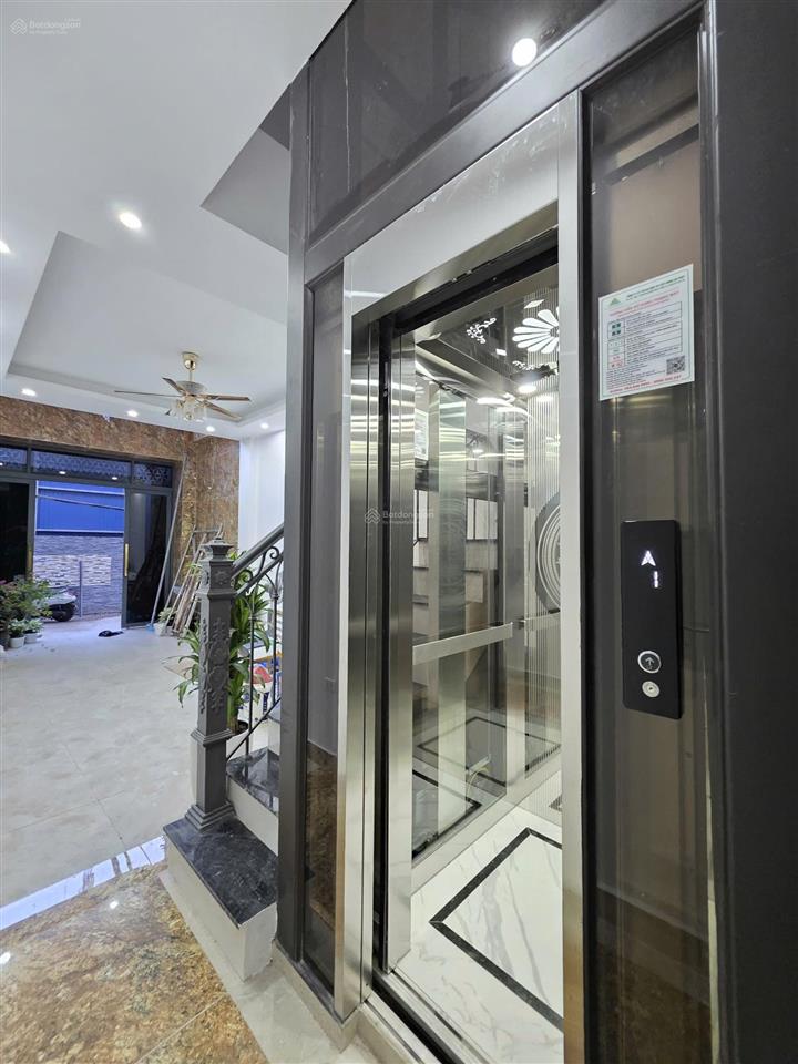 Bán nhà phân lô, hoàng quốc việt, 6 tầng, thang máy, kinh doanh, 70m, 2x tỷ, 0903 784 ***