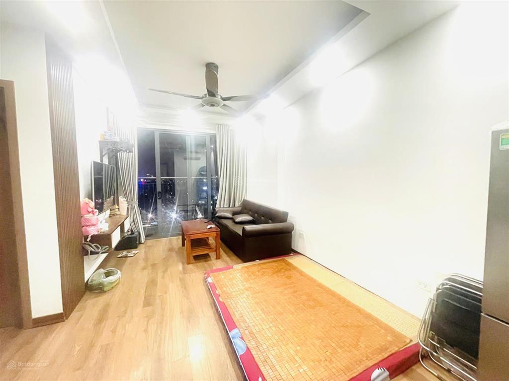 Cần bán nhanh căn chung cư, căn góc, 3n, 2vs, tặng nội thất, 98m, 7.x tỷ, 0903 784 ***