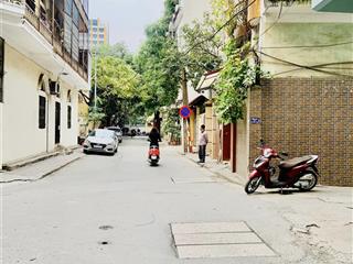 Nhà đẹp, phân lô, quan hoa, thang máy, ô tô tránh, 65m, hơn 20 tỷ, 0903 784 ***
