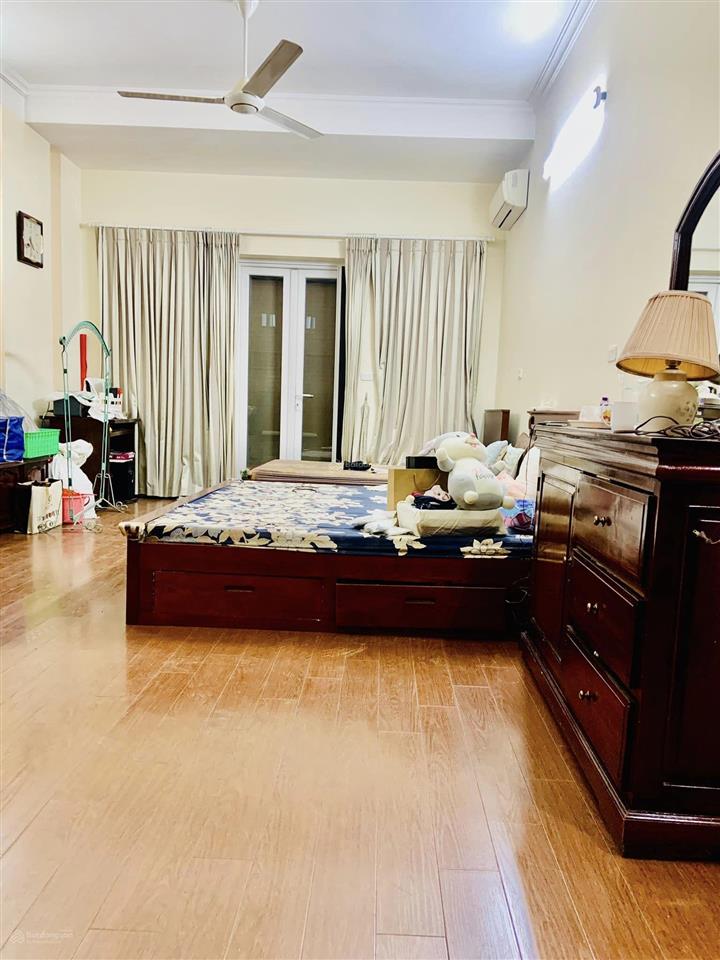 Nhà đẹp, phân lô, quan hoa, thang máy, ô tô tránh, 65m, hơn 20 tỷ, 0903 784 ***