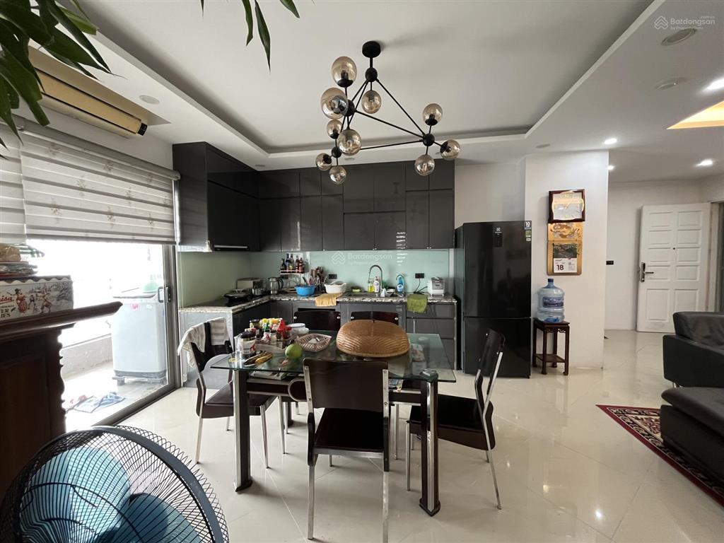 Hạ giá bán nhanh. chung cư 2n, phố hàm nghi, căn góc, tầng 9, 63m, giá 5 tỷ. 0903 784 ***