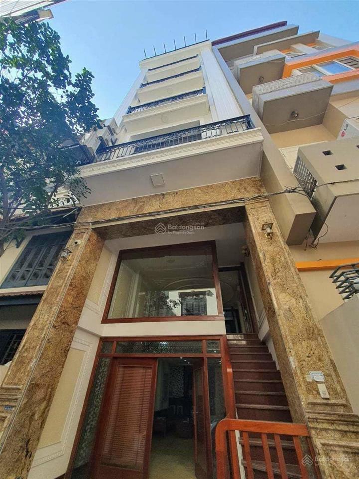 Hoàng quốc việt, nhà đẹp, phân lô, thang máy, ô tô tránh, 65m, hơn 20 tỷ, 0903 784 ***