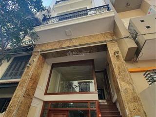Hoàng quốc việt, nhà đẹp, phân lô, thang máy, ô tô tránh, 65m, hơn 20 tỷ, 0903 784 ***