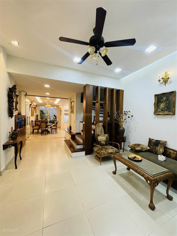 Cực hiếm, nhà phân lô, nghĩa đô, lô góc, ô tô tránh, 65m2, 2x tỷ, 0903 784 ***