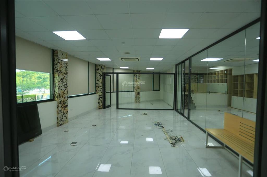 Bán gấp mặt phố hồ tùng mậu, 175m2, 8 tầng, thang máy, 105 tỷ. 0903 784 ***