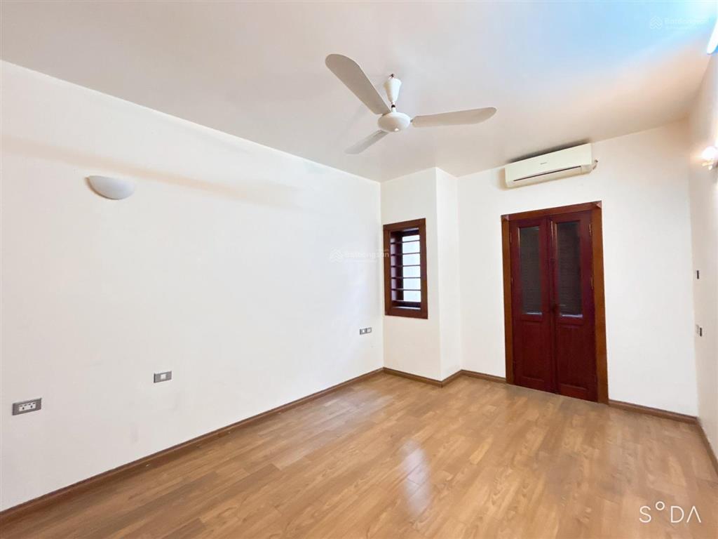 Hạ giá bán nhanh, nhà đẹp ở luôn, 6 tầng, 2 thoáng, gần phố, ô tô gần, 35m, giá 7 tỷ, 0903 784 ***