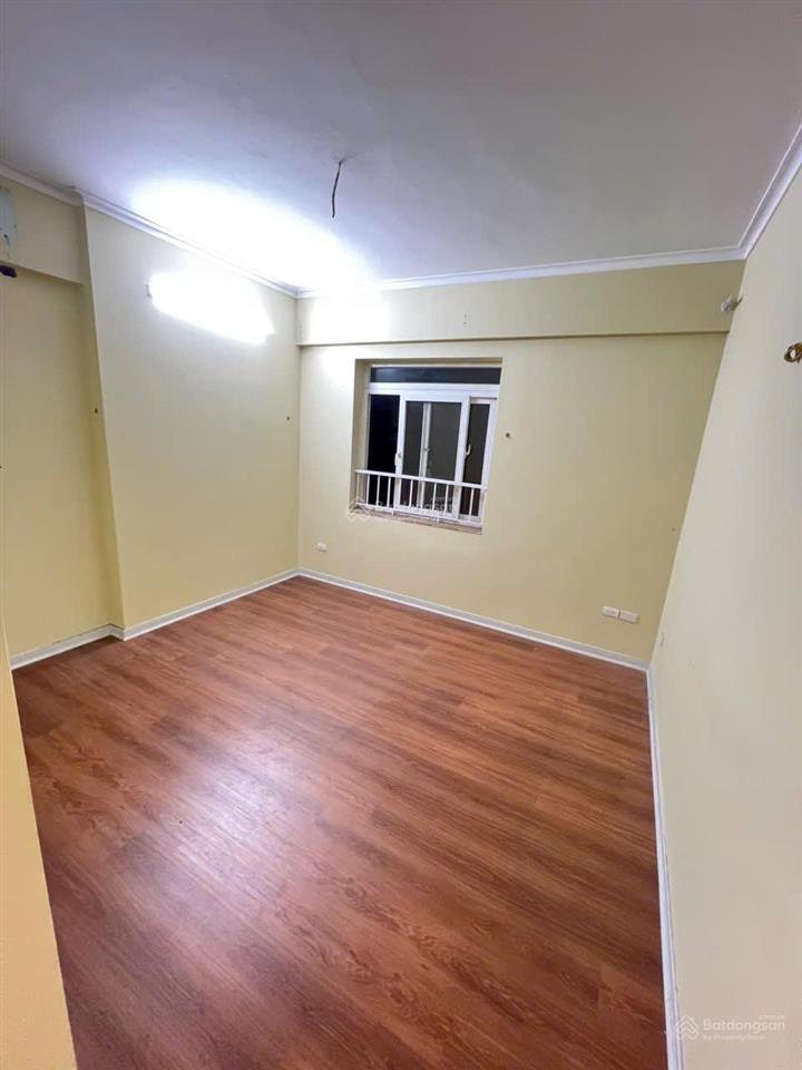 Chưa đến 5 tỷ, chung cư đẹp, ở luôn, mỹ đình, tầng 9, 5m2, 2n, 2 ban công, 0903 784 ***