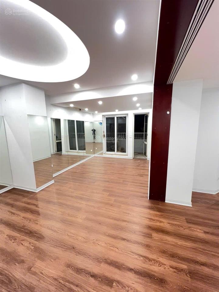 Chưa đến 5 tỷ, chung cư đẹp, ở luôn, mỹ đình, tầng 9, 5m2, 2n, 2 ban công, 0903 784 ***