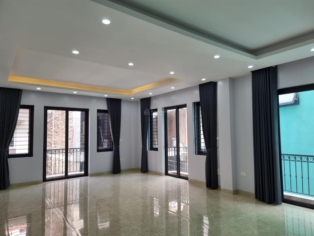 Nhà đẹp, phân lô, phùng chí kiên, thang máy, ô tô tránh, kinh doanh, 65m, 2x tỷ, 0903 784 ***