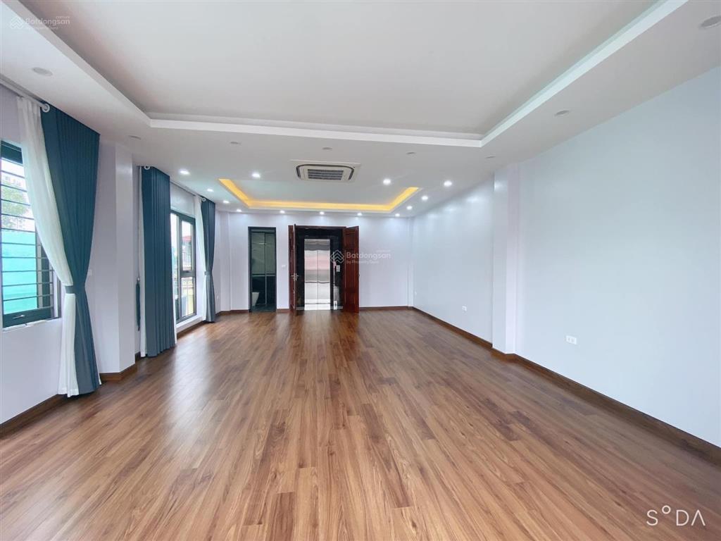 Nhà đẹp, phân lô, phùng chí kiên, thang máy, ô tô tránh, kinh doanh, 65m, 2x tỷ, 0903 784 ***