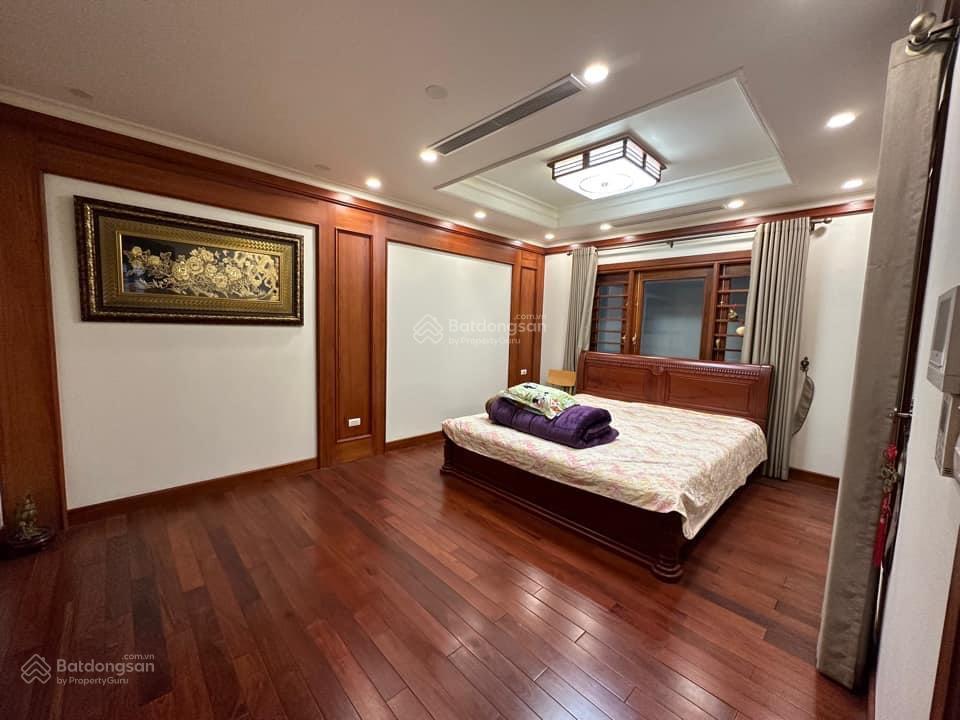 Bán gấp, nhà phân lô, hoàng quốc việt, 120m, 7 tầng, 3x tỷ, 0903 784 ***