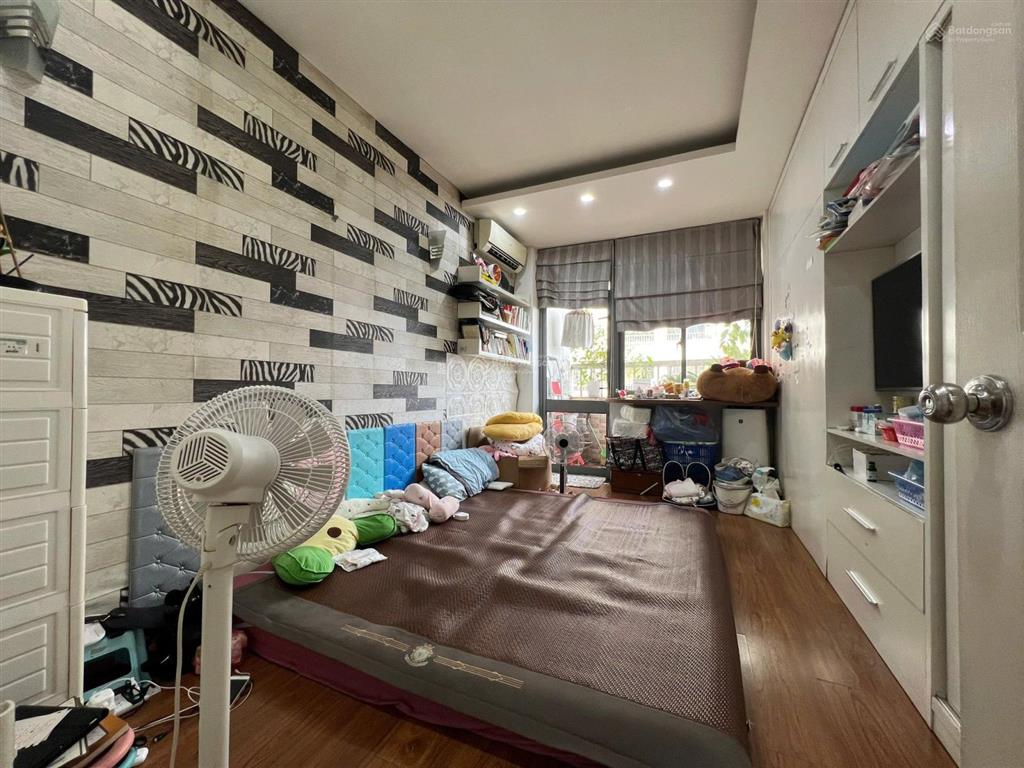 Bán gấp, nhà mặt phố hoàng quốc việt, nghĩa đô, vỉa hè, kinh doanh, 75, 30 tỷ, 0903 784 ***