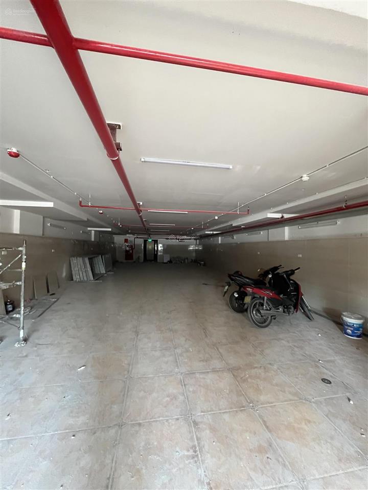 Tôi cần bán, tòa căn phòng 10 tầng, mặt phố, hoàng quốc việt, 175, nhỉnh 80 tỷ, 0903 784 ***
