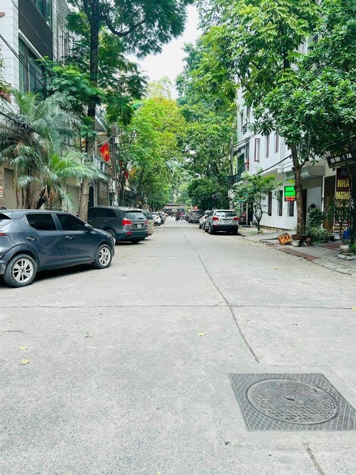 Siêu phẩm phân lô, võ chí công, nhà đẹp, vỉa hè, ô tô tránh, kinh doanh, 68m, 5 tầng, 2x tỷ