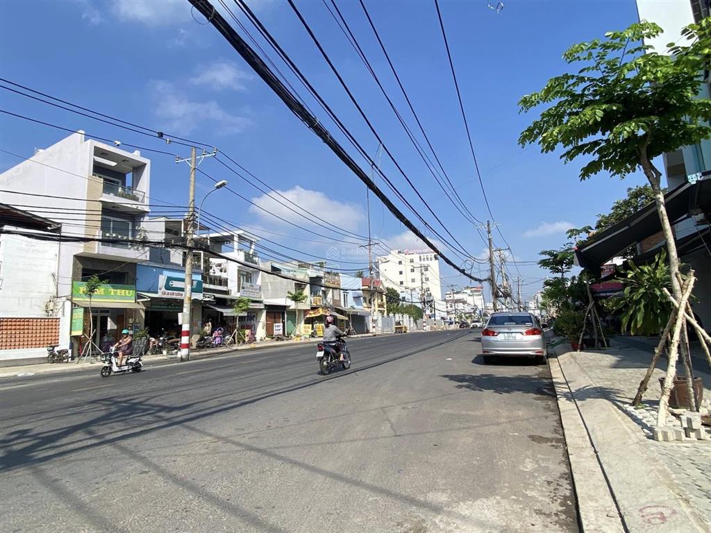 Đất đẹp dt 104m2 full thổ cư, xd mới 5 tầng ngay ubnd phường cát lái mới chỉ 8,3 tỷ tl