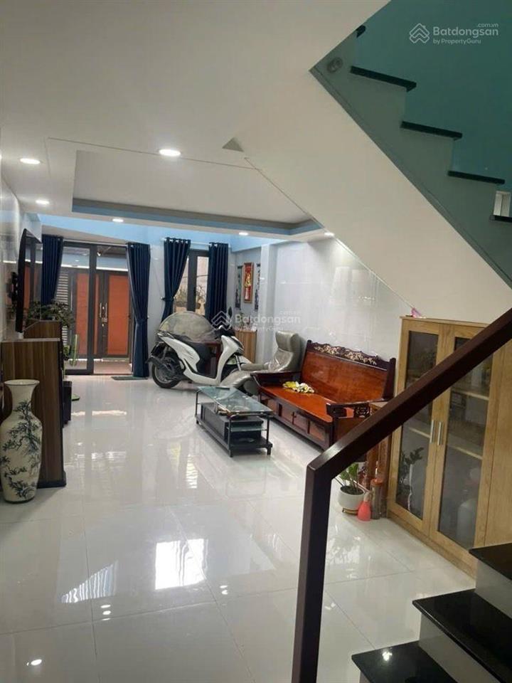 Nhà 5 tầng ở ngay, mt đường oto né, dt 4,3x20m giá bán 8,7 tỷ tl